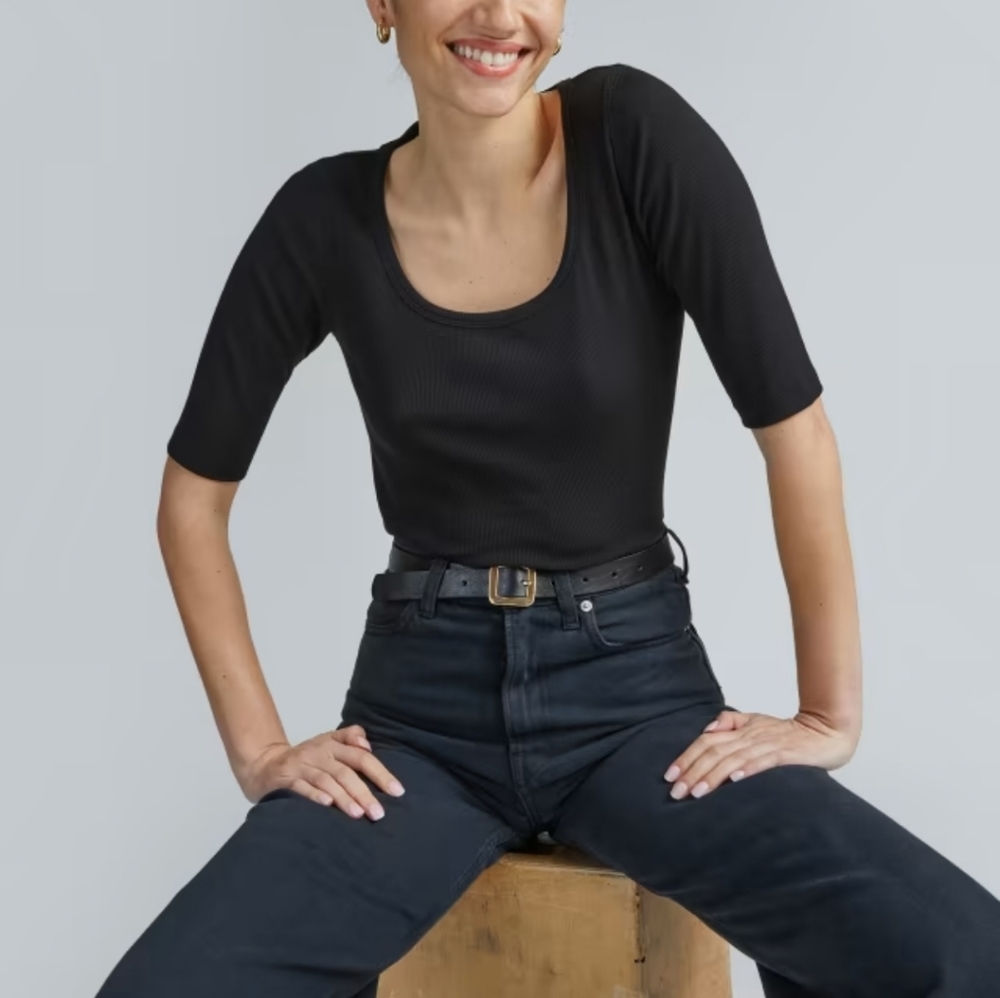 Everlane Supima Micro-Rib Scoop-Neck Tee